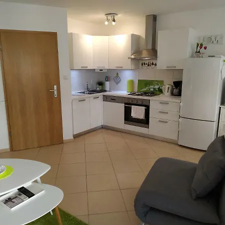- Ivo Apartman *